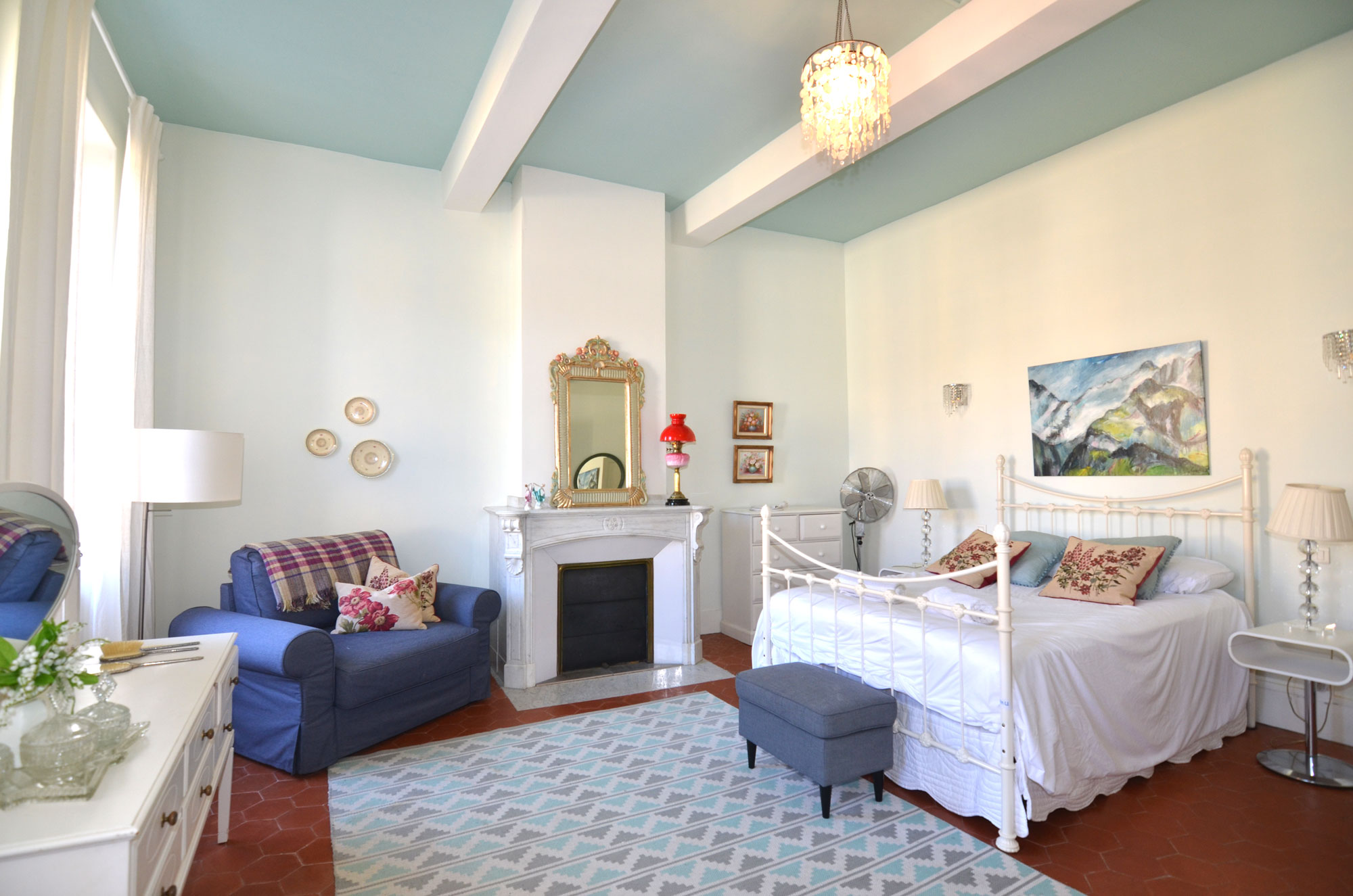 1377CA_bedroom6.jpg