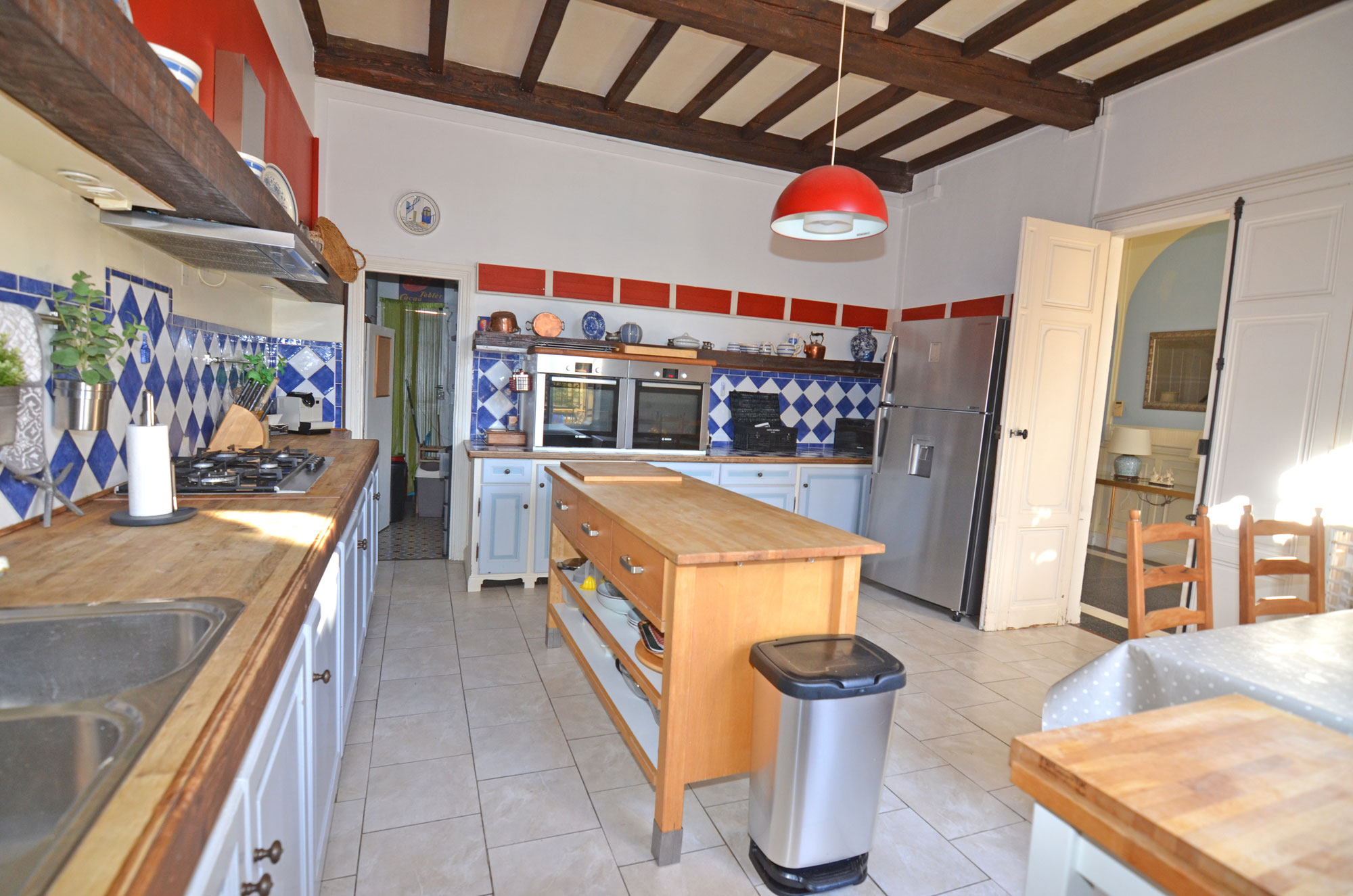 1377CA_kitchen1.jpg